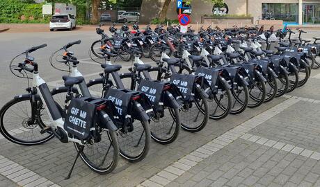 Fietsvloot testkaravaan gemeenten